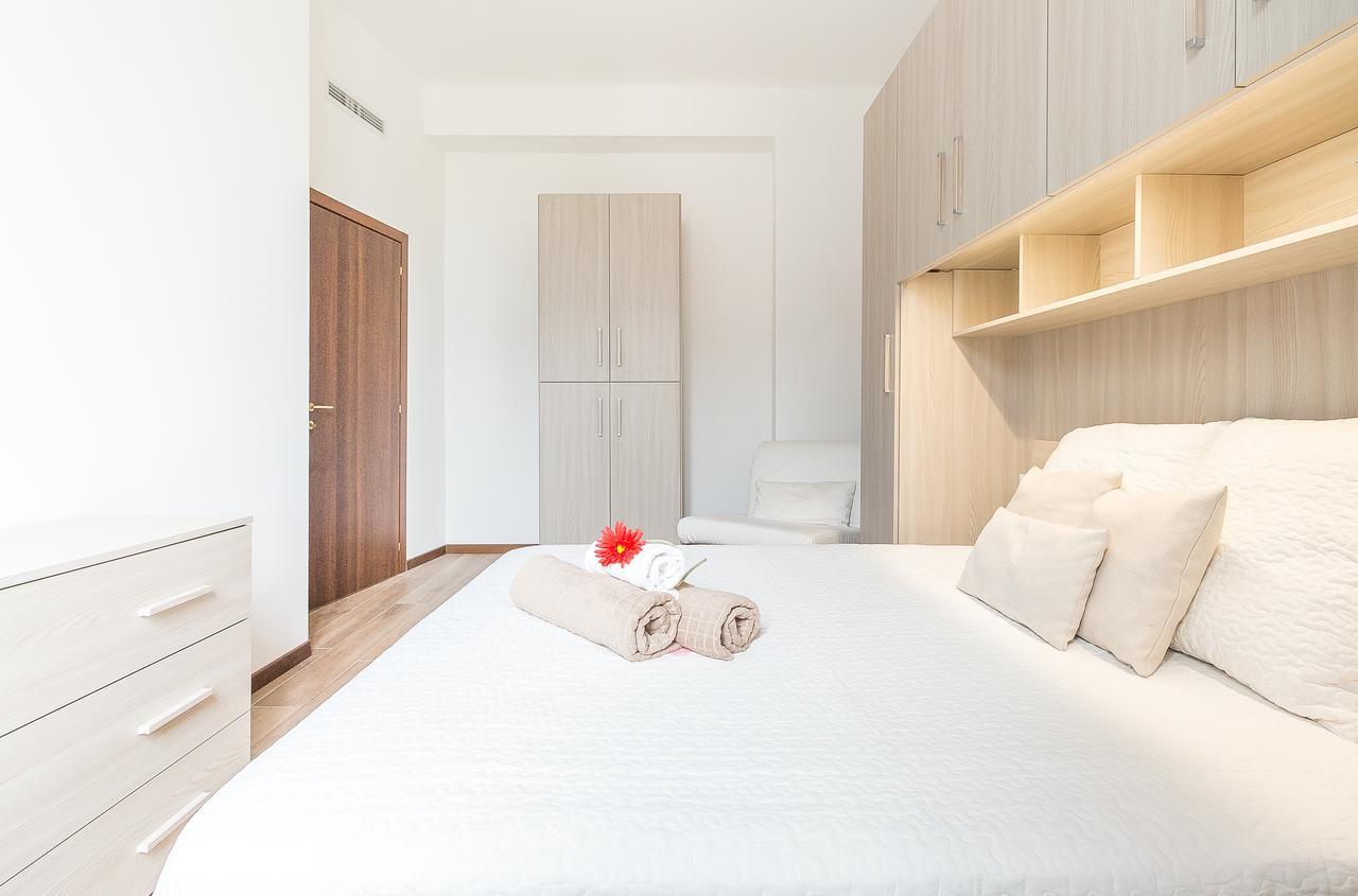 Alessia'S Flat- Affori 3 Lägenhet Milano Exteriör bild
